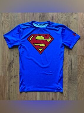 Under Armour Superman Compression Heatgear Mens XL Blue Short Sleeve Shirt
